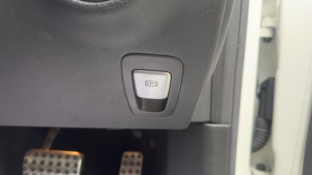 Used Mercedes-Benz C Class 2019 for sale - 77890874: Photo 40