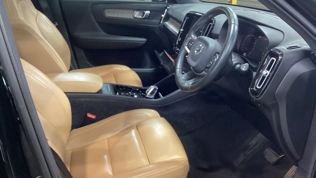 Used Volvo XC40 2020 for sale - 76632449: Photo 15