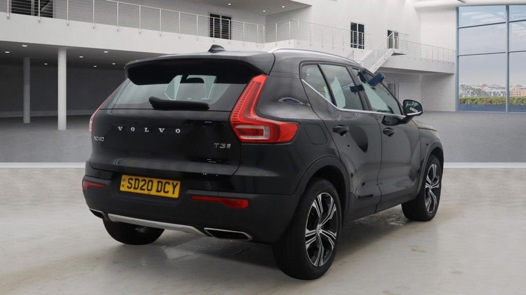 Used Volvo XC40 2020 for sale - 76632449: Photo 4