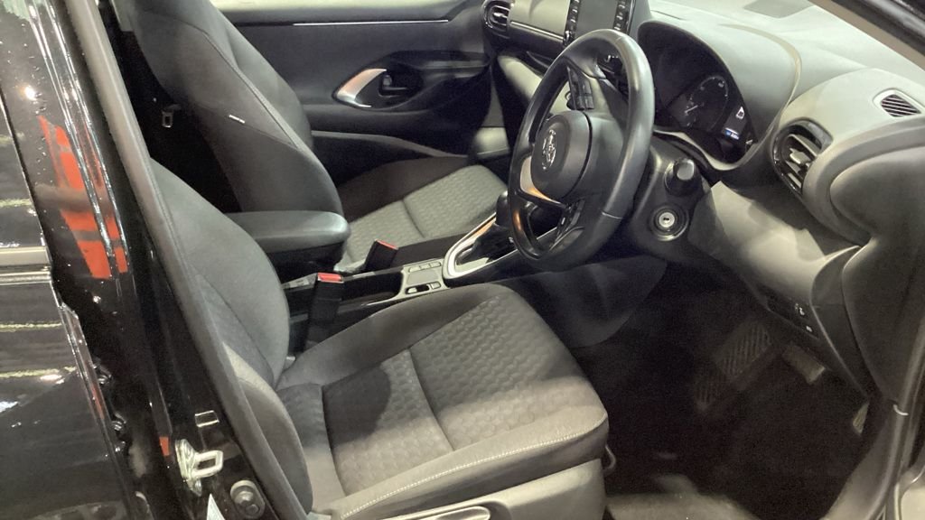 Used Toyota Yaris 2023 for sale - 76724553: Photo 9