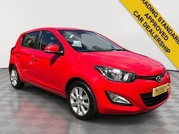 Used Hyundai i20 2013 for sale - 79409803: Photo