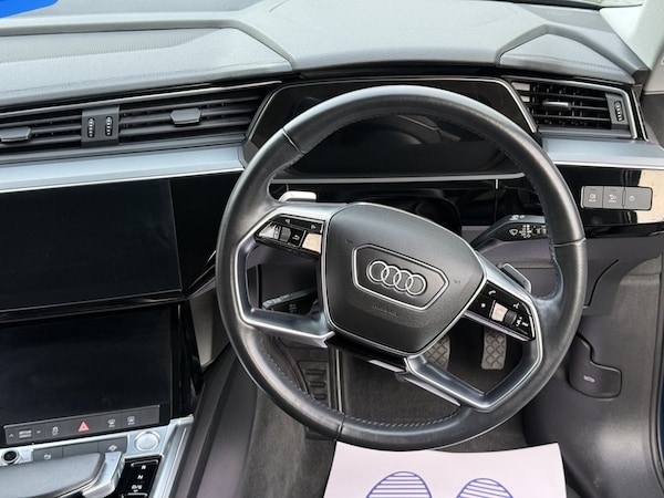 Used Audi e-tron 2020 for sale - 76234378: Photo 12