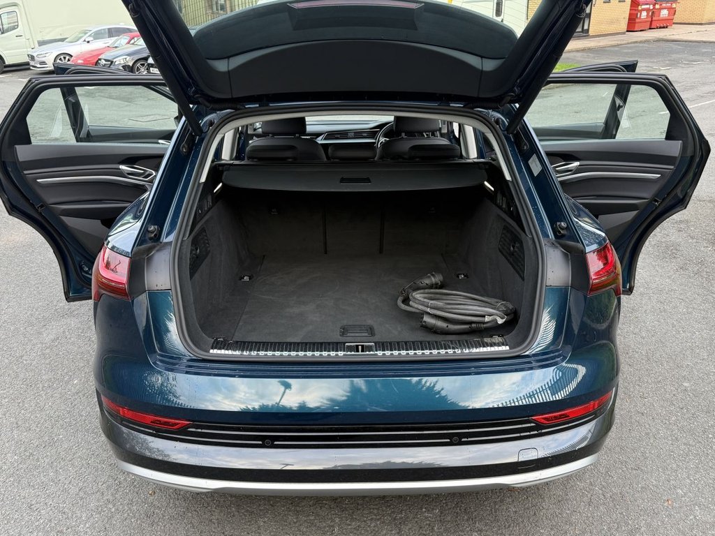 Used Audi e-tron 2020 for sale - 76234378: Photo 28