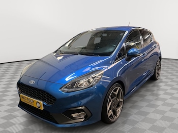 Used Ford Fiesta 2018 for sale - 76234342: Photo