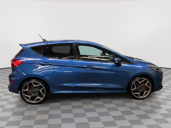 Used Ford Fiesta 2018 for sale - 76234342: Photo 6