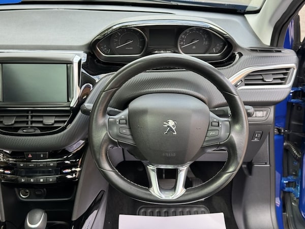 Used Peugeot 2008 2019 for sale - 76234398: Photo 11