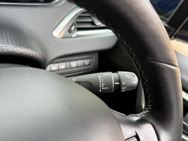 Used Peugeot 2008 2019 for sale - 76234398: Photo 25