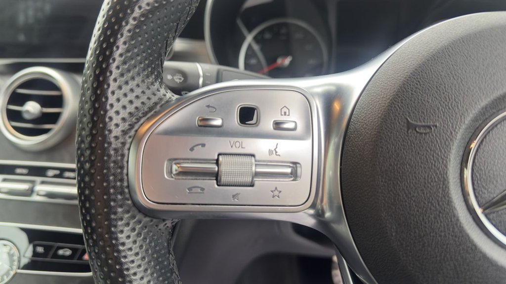 Used Mercedes-Benz C Class 2019 for sale - 76286137: Photo 31