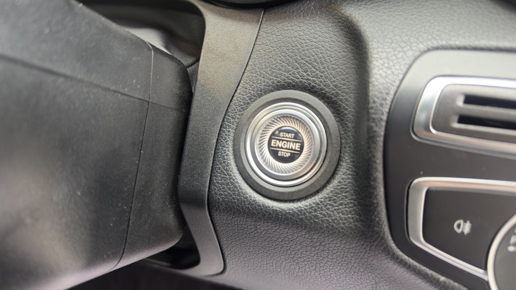 Used Mercedes-Benz C Class 2019 for sale - 76286137: Photo 35