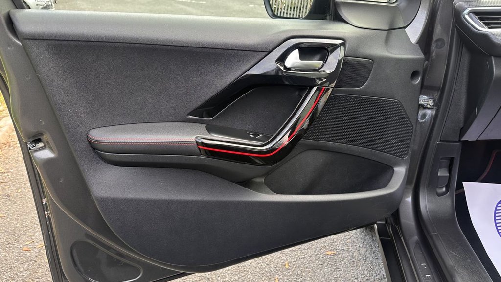 Used Peugeot 2008 2018 for sale - 76286079: Photo 14