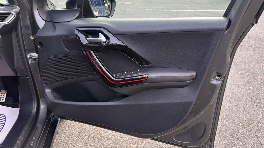 Used Peugeot 2008 2018 for sale - 76286079: Photo 18