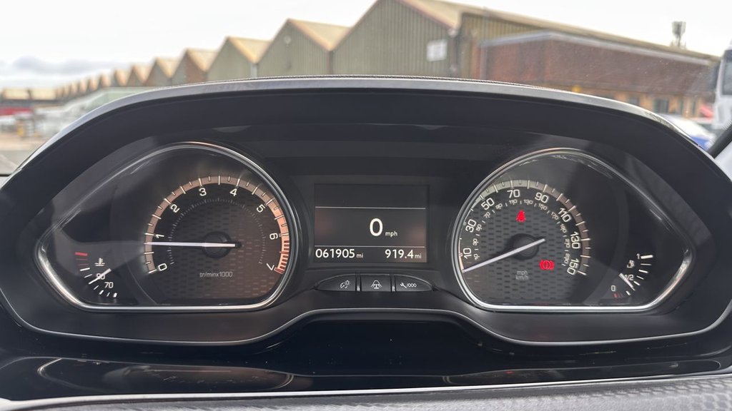 Used Peugeot 2008 2018 for sale - 76286079: Photo 30