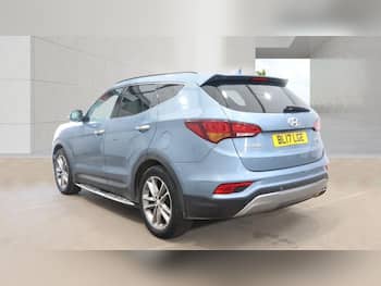 Used Hyundai Santa Fe 2017 for sale - 79695710: Photo