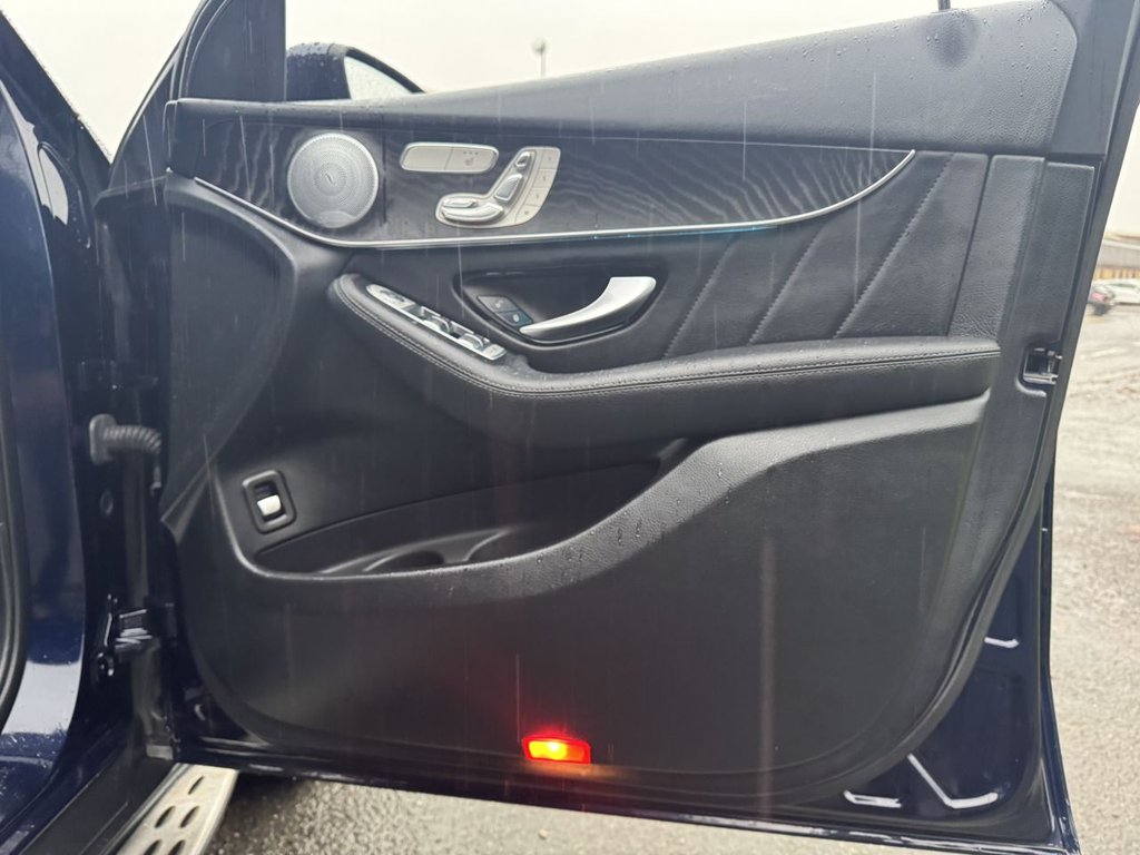 Used Mercedes-Benz GLC 2018 for sale - 77009600: Photo 18