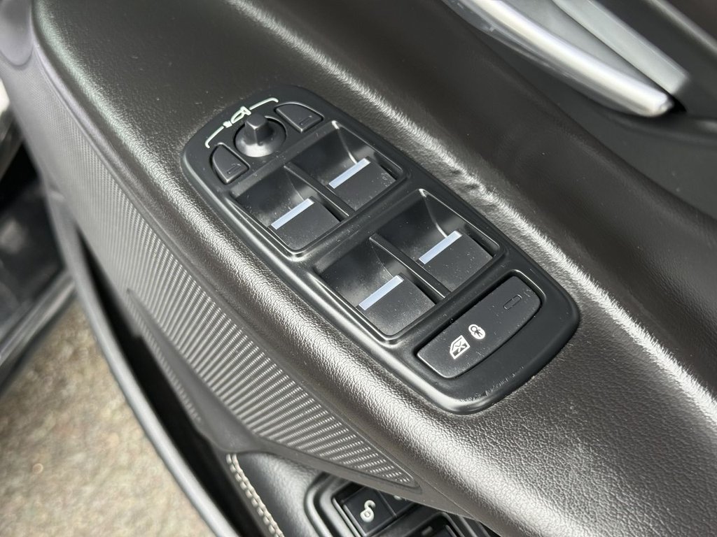 Used Jaguar XE 2017 for sale - 78082673: Photo 18