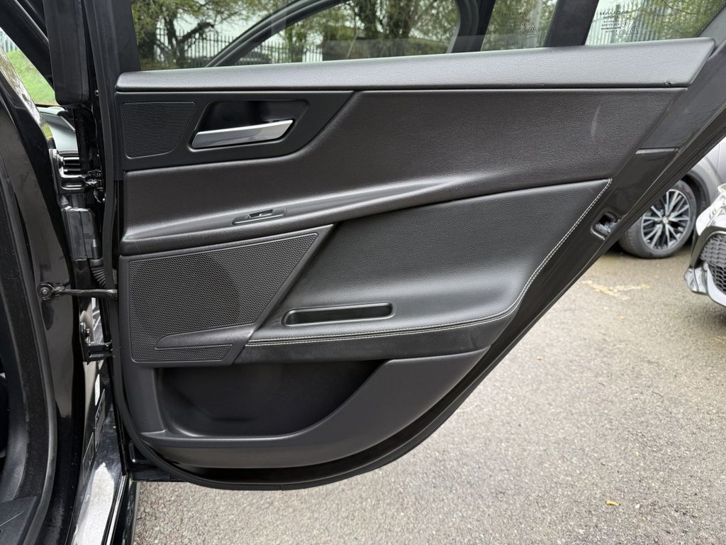 Used Jaguar XE 2017 for sale - 78082673: Photo 23