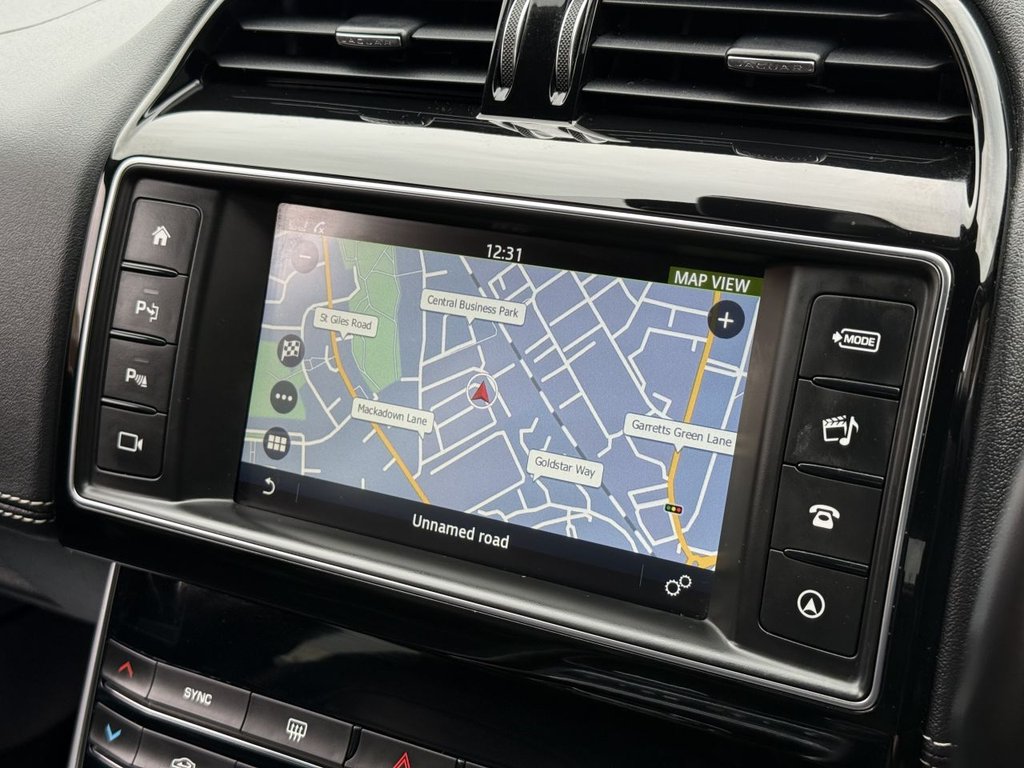 Used Jaguar XE 2017 for sale - 78082673: Photo 32