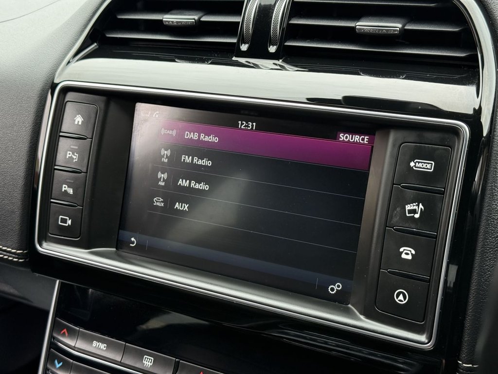 Used Jaguar XE 2017 for sale - 78082673: Photo 36