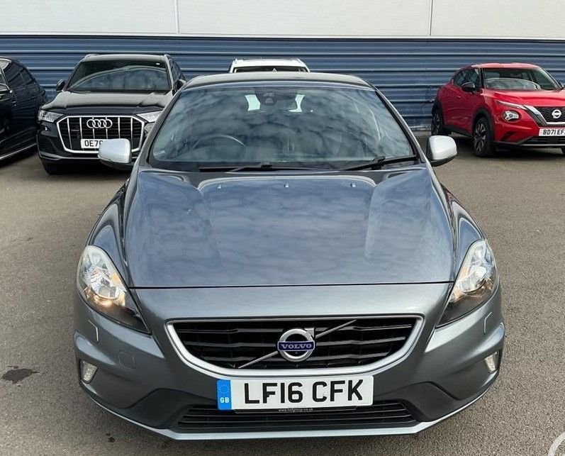 Used Volvo V40 2016 for sale - 78082384: Photo 3