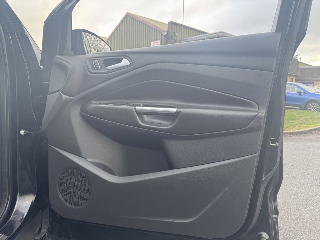 Used Ford Kuga 2016 for sale - 77241605: Photo 19