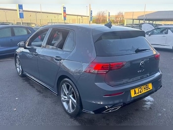 Used Volkswagen Golf 2021 for sale - 77153753: Photo