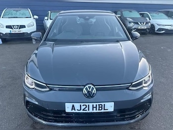 Used Volkswagen Golf 2021 for sale - 77153753: Photo