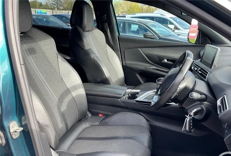 Used Peugeot 5008 2020 for sale - 76417256: Photo 5