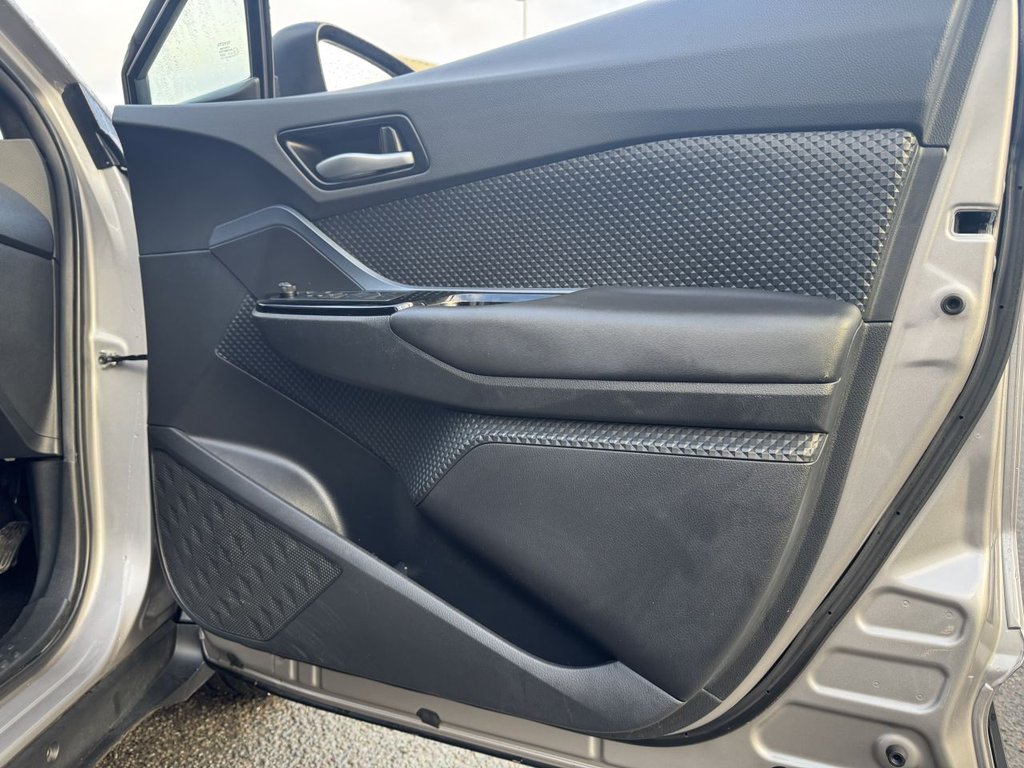 Used Toyota C-HR 2020 for sale - 77806399: Photo 34