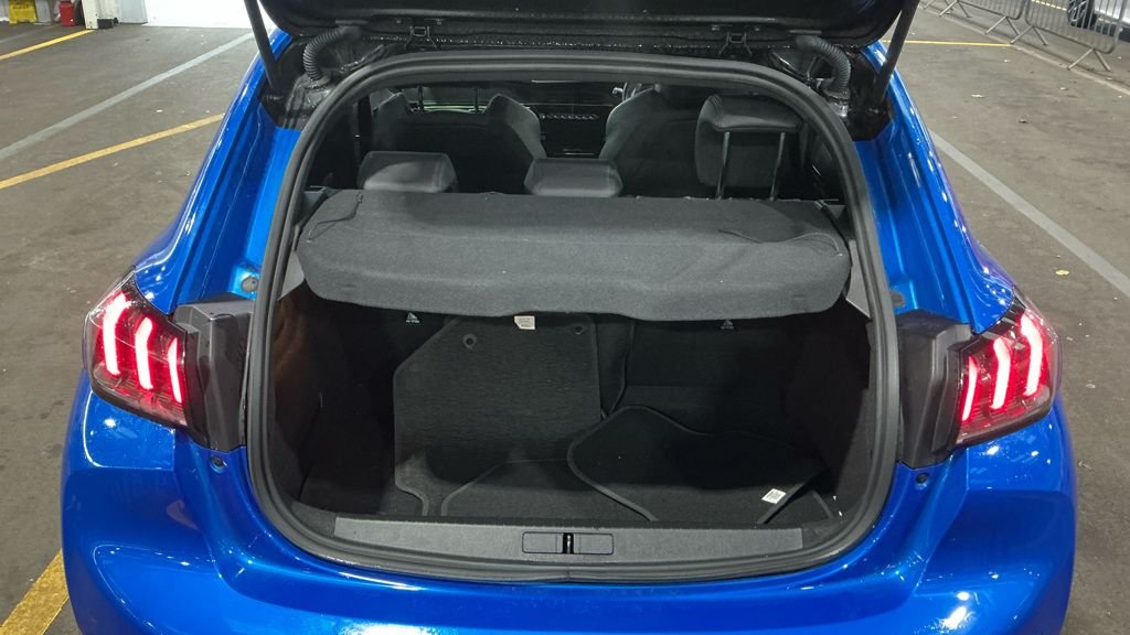 Used Peugeot 208 2023 for sale - 76711042: Photo 7