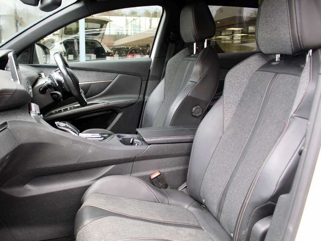 Used Peugeot 3008 2018 for sale - 76430100: Photo 4