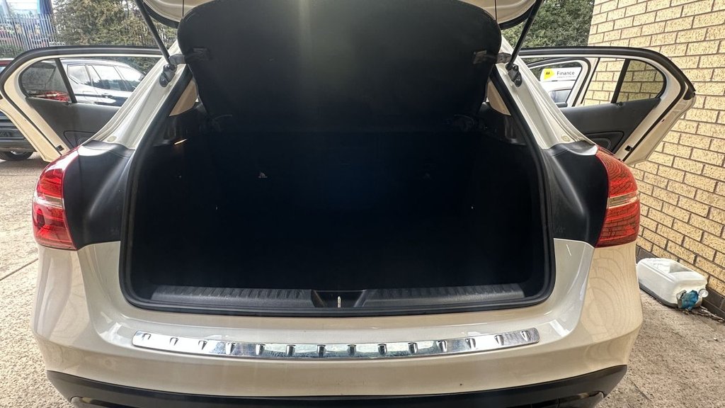 Used Mercedes-Benz GLA 2018 for sale - 76234271: Photo 18