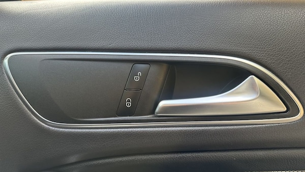 Used Mercedes-Benz GLA 2018 for sale - 76234271: Photo 24