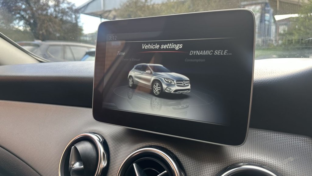 Used Mercedes-Benz GLA 2018 for sale - 76234271: Photo 39