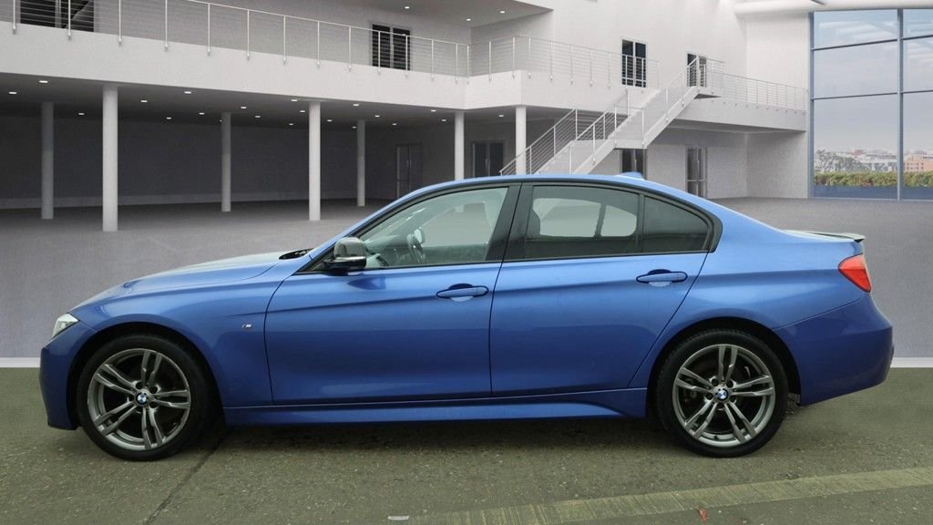 Used BMW 3 Series 2015 for sale - 77805952: Photo 11