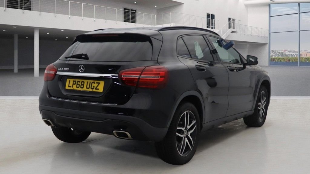 Used Mercedes-Benz GLA 2018 for sale - 77153748: Photo 4