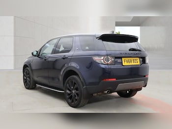 Used Land Rover Discovery Sport 2018 for sale - 79551263: Photo