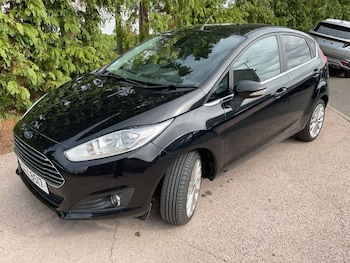 Used Ford Fiesta 2016 for sale - 76234364: Photo