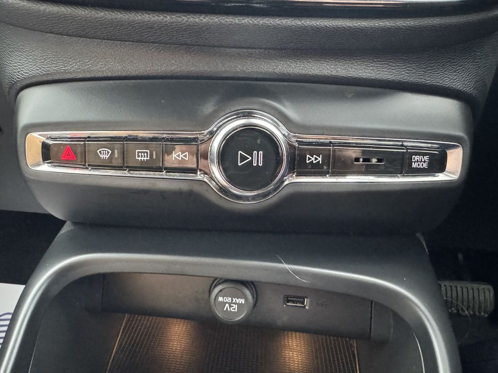 Used Volvo XC40 2020 for sale - 77009751: Photo 28