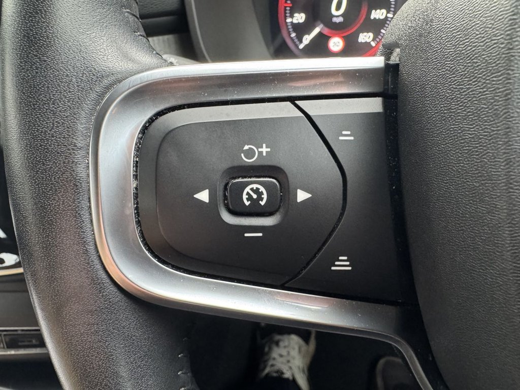 Used Volvo XC40 2020 for sale - 77009751: Photo 38