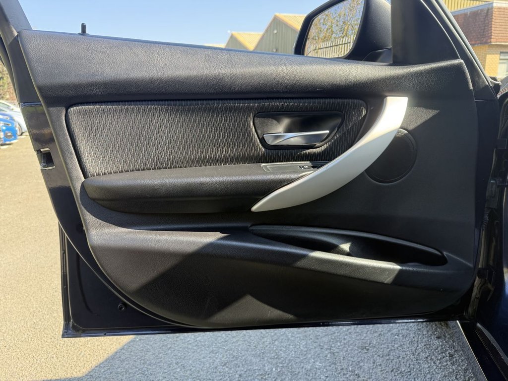 Used BMW 3 Series 2017 for sale - 78082644: Photo 14