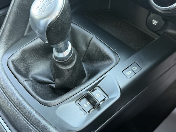 Used Jaguar E-Pace 2018 for sale - 76234322: Photo 28