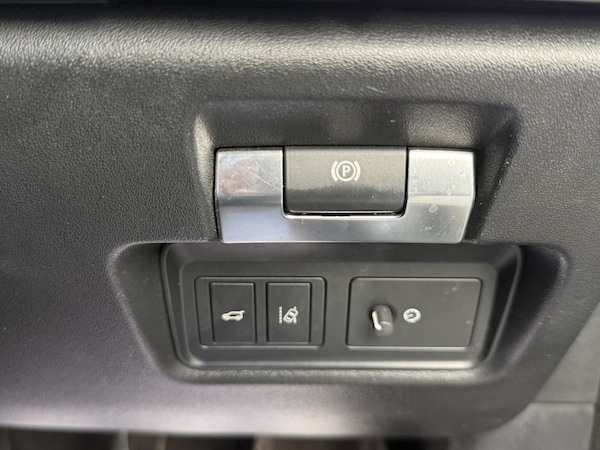 Used Jaguar E-Pace 2019 for sale - 76234412: Photo 24