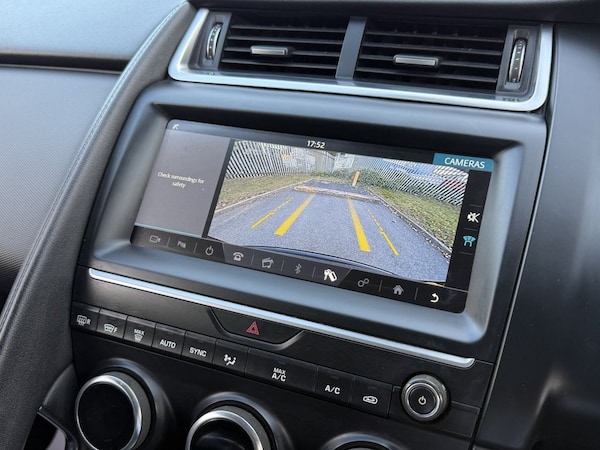 Used Jaguar E-Pace 2019 for sale - 76234412: Photo 32