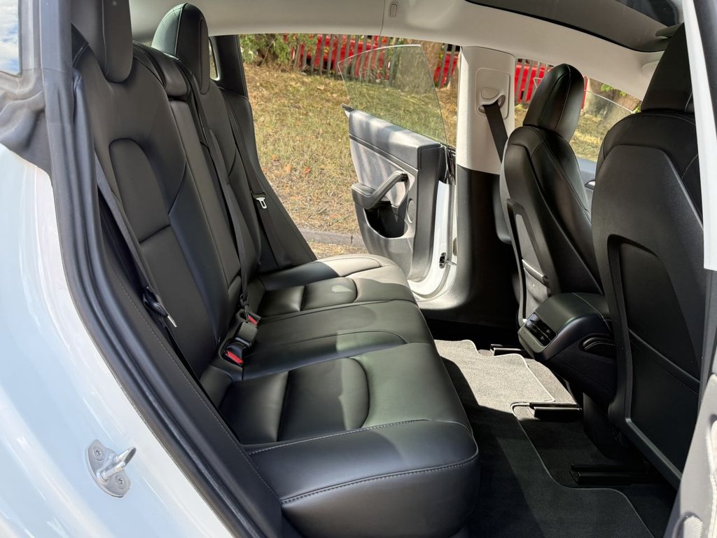 Used Tesla Model 3 2021 for sale - 76582100: Photo 14