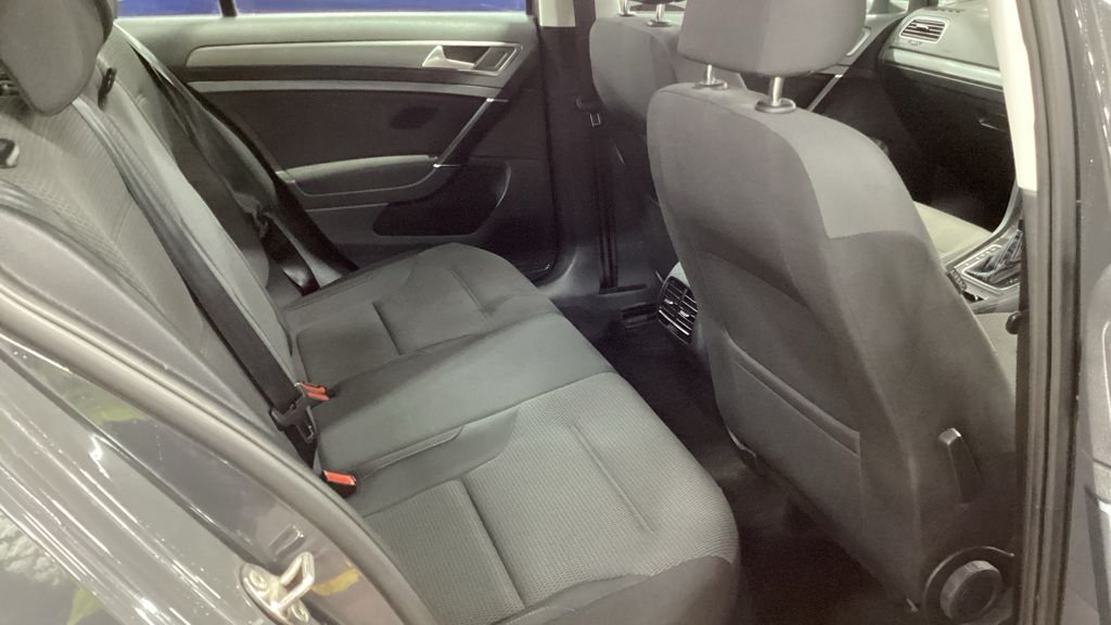 Used Volkswagen Golf 2020 for sale - 77009621: Photo 10