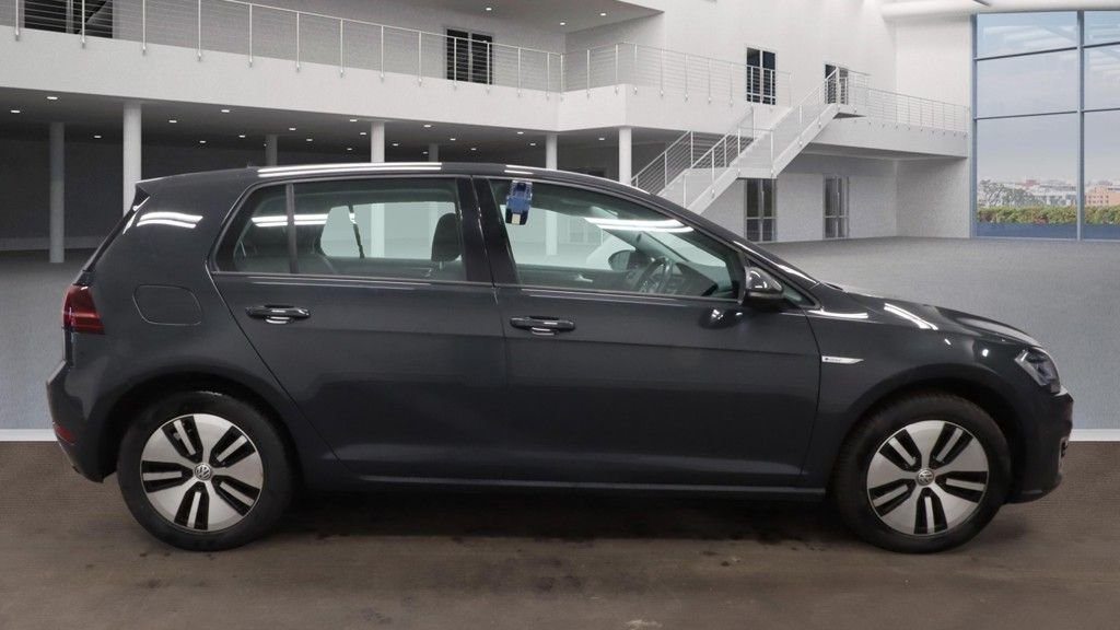 Used Volkswagen Golf 2020 for sale - 77009621: Photo 5