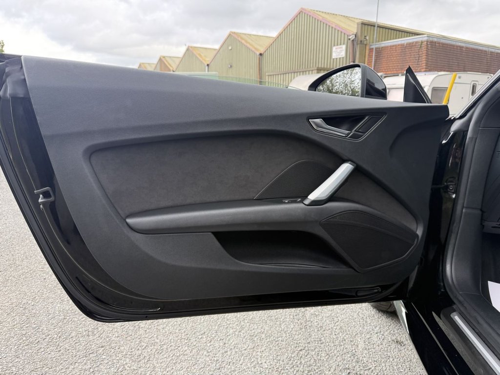 Used Audi TT 2018 for sale - 76234437: Photo 24