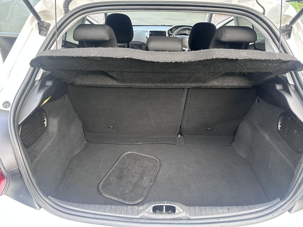 Used Peugeot 208 2017 for sale - 76751181: Photo 17