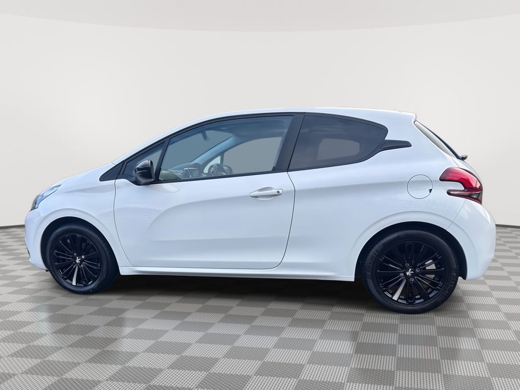 Used Peugeot 208 2017 for sale - 76751181: Photo 5