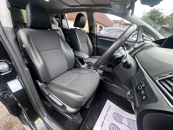 Used Toyota Verso 2017 for sale - 76234355: Photo 13
